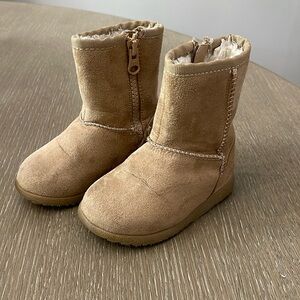 Tan Boots with furry inside